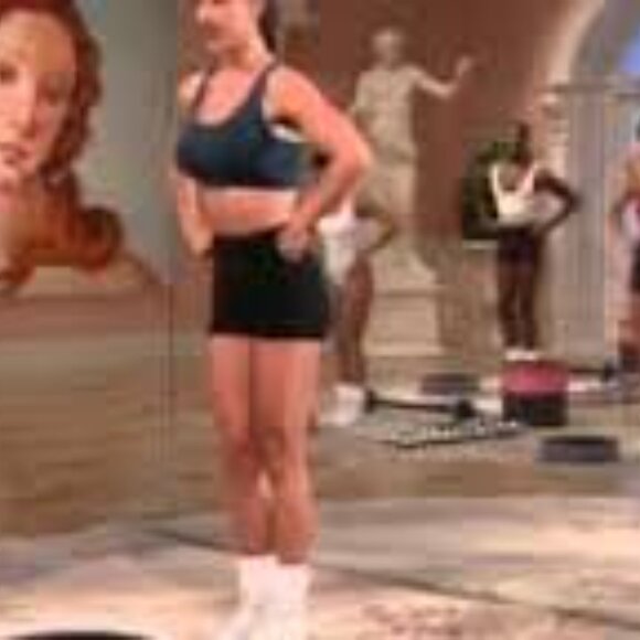 The Hare Workout DVD - Picture 2 of 3